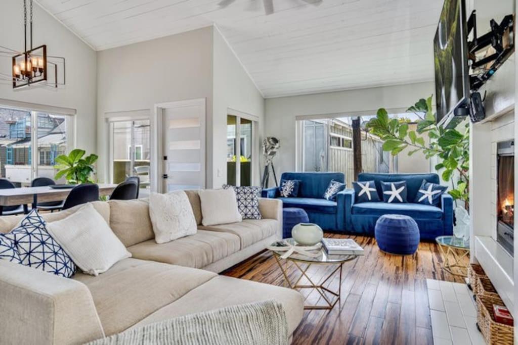 Sea House At Sea Shore - 4 Bedroom 3 Bath - 14 Ppl